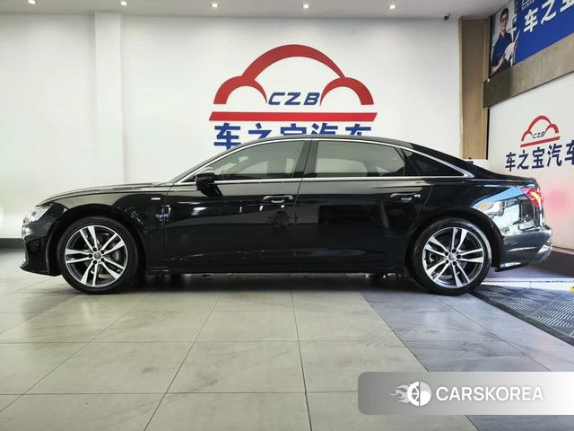 Audi A6L id 4258790 из Китая 7