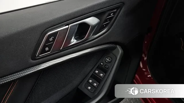 BMW 1 Series (F40) id 3686990 из Кореи 7