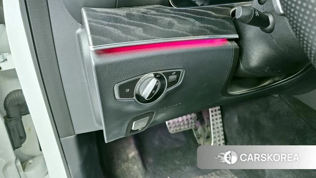 Mercedes-Benz E-Class W213 id 3916001 из Кореи 7