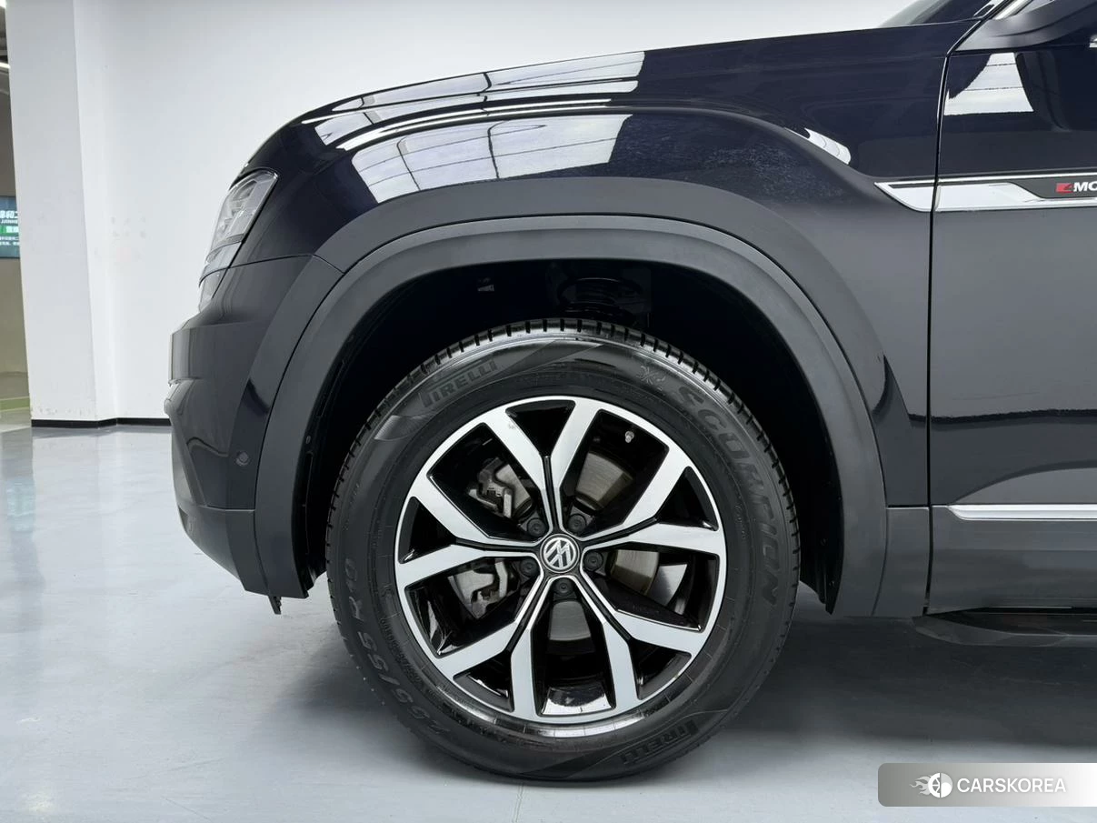 Volkswagen Tourang id 4461329 из Китая 7