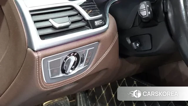 BMW 7 Series (G11) id 3736089 из Кореи 7