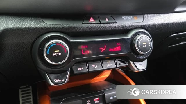 Kia Stonic id 4530690 из Кореи 7