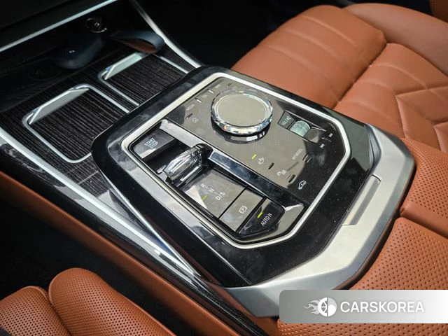 BMW 7 Series (G70) id 4301934 из Кореи 7
