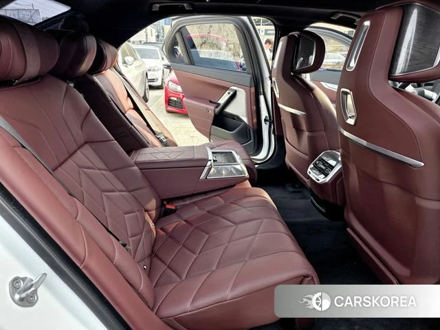 BMW 7 Series (G70) id 4360705 из Кореи 7
