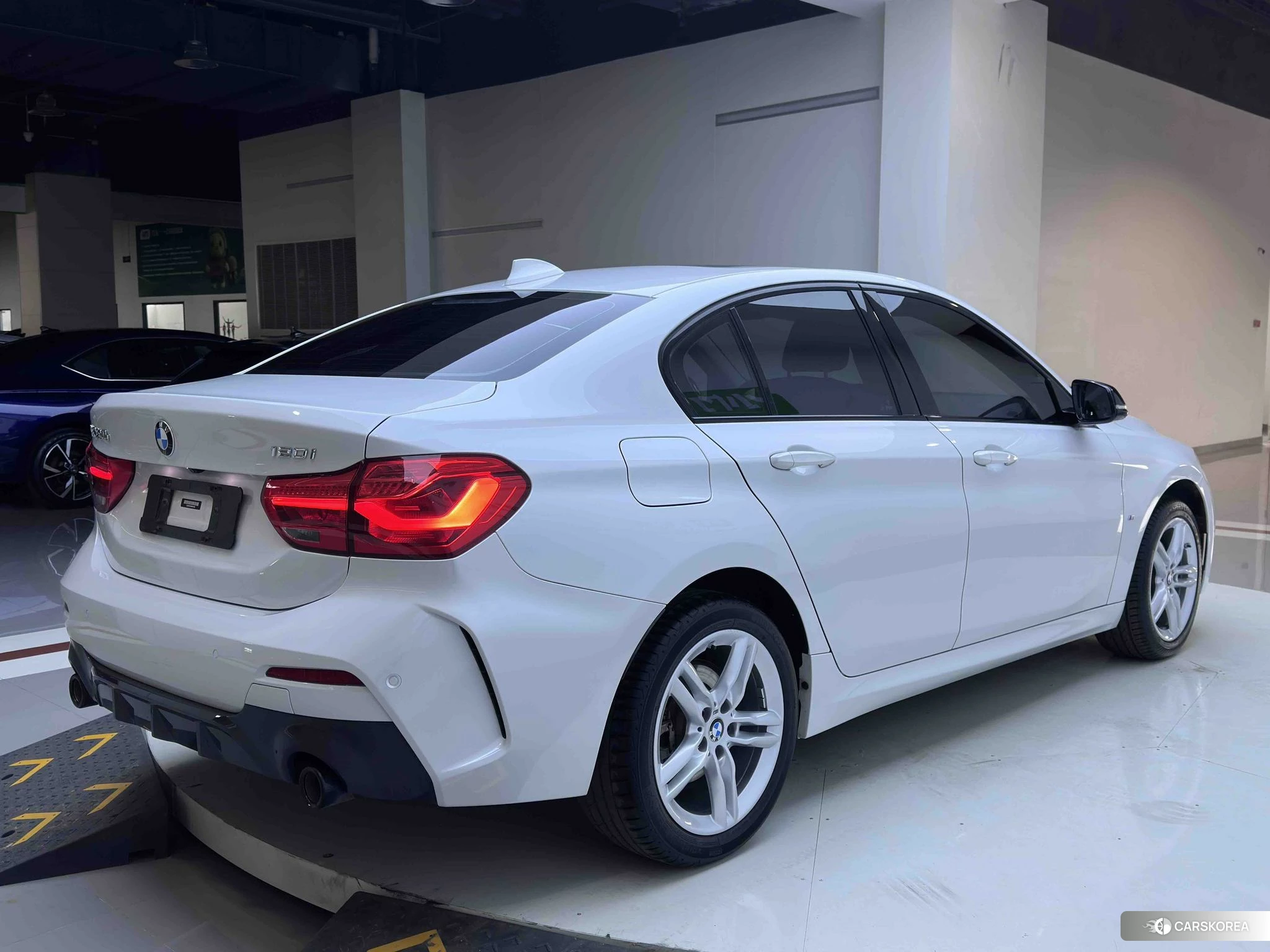 BMW 1 series id 4485448 из Китая 7