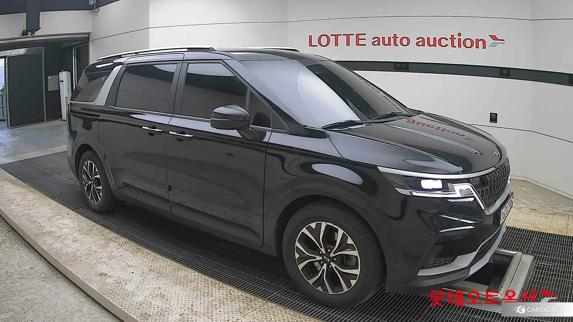 Kia Carnival id 4296930 из Кореи 7