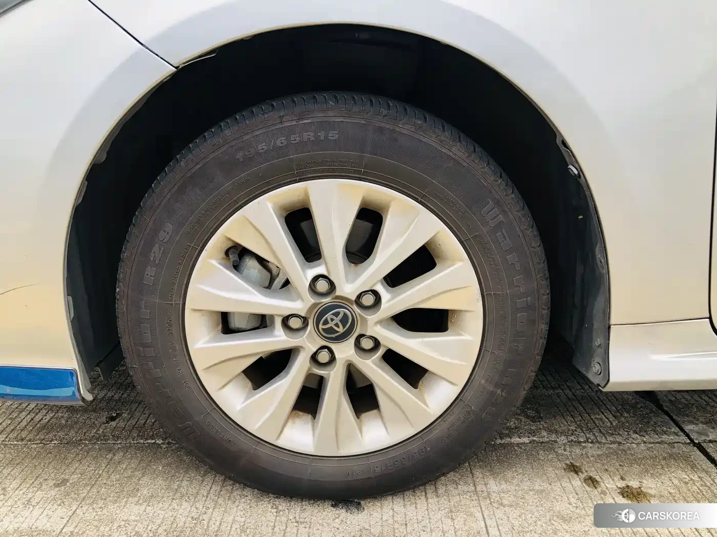 Toyota Corolla id 4589331 из Китая 7