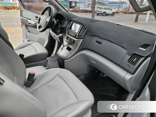 Hyundai The New Grand Starex id 3646848 из Кореи 7