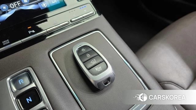 Hyundai The New Grandeur IG Hybrid id 4446850 из Кореи 7