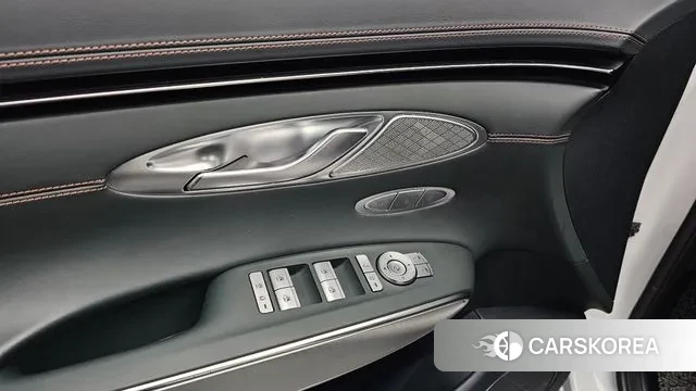 Genesis GV70 id 3573077 из Кореи 7