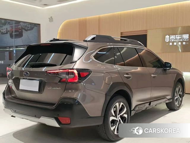 Subaru OUTBACK id 4220621 из Китая 7