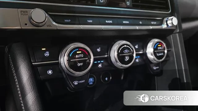 Genesis The New G70 id 3707702 из Кореи 7