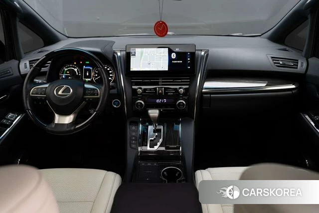 Lexus LM id 4353697 из Китая 7