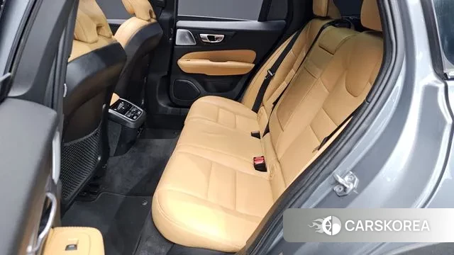 Volvo V60 Cross-Country 2nd Generation id 3439517 из Кореи 7