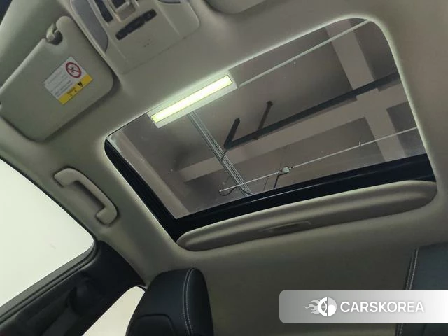 Toyota Corolla id 4348989 из Китая 7