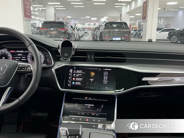 Audi A6L id 4366042 из Китая 7