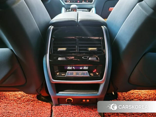 BMW XM (G09) id 3982036 из Кореи 7