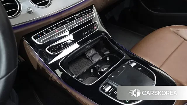 Mercedes-Benz E-Class W213 id 3616407 из Кореи 7