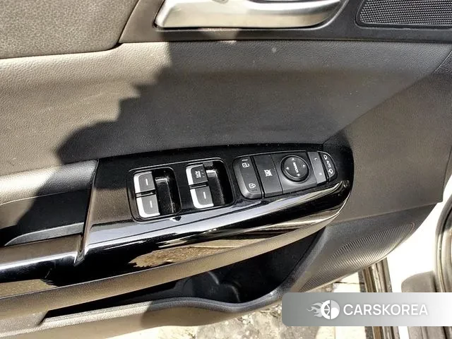 Kia Sportage The Bold id 3703744 из Кореи 7