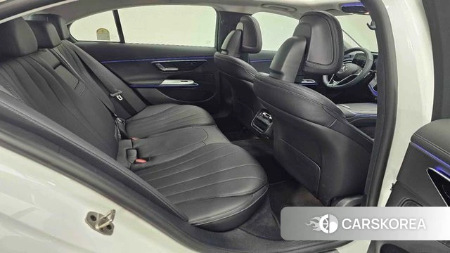 Mercedes-Benz E-Class W214 id 3882854 из Кореи 7