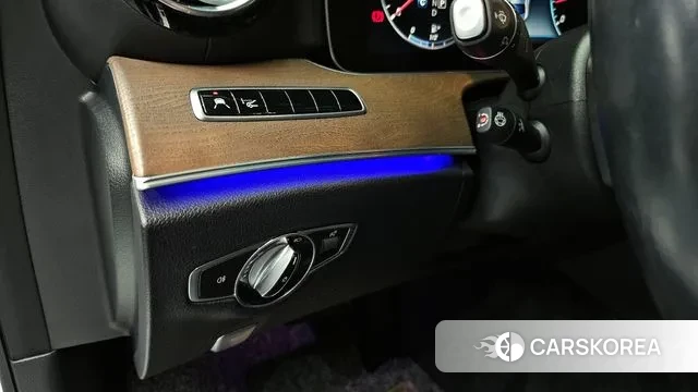 Mercedes-Benz E-Class W213 id 3408089 из Кореи 7