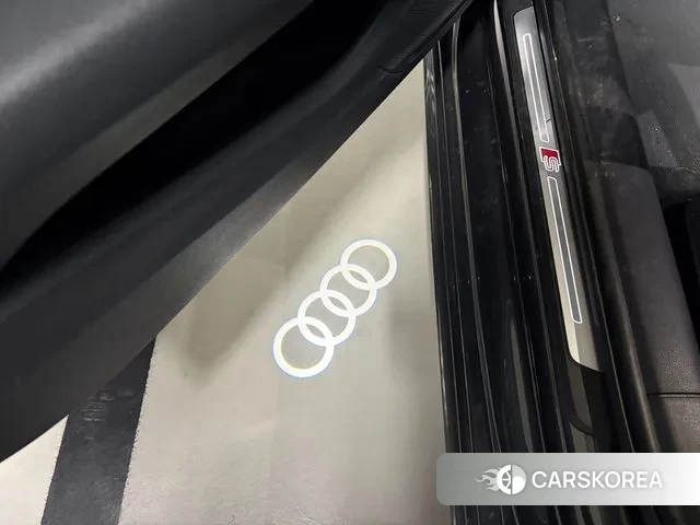 Audi A4 (B9) id 3615872 из Кореи 7