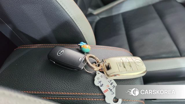 Kia Stonic id 4732617 из Кореи 7