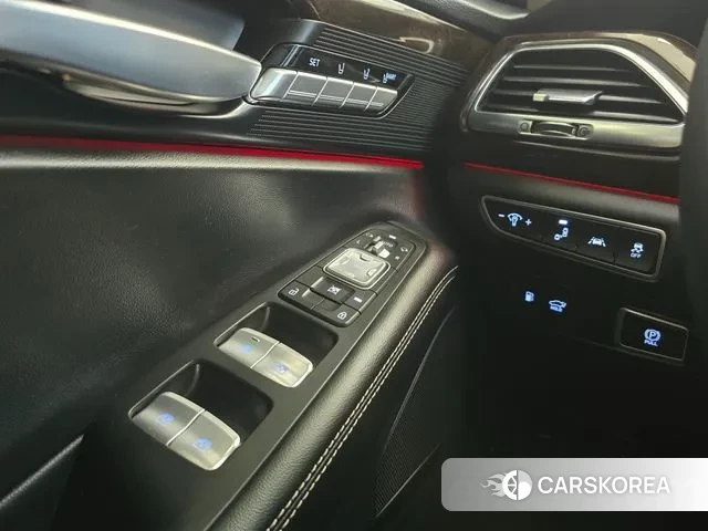 Genesis G90 id 3732785 из Кореи 7