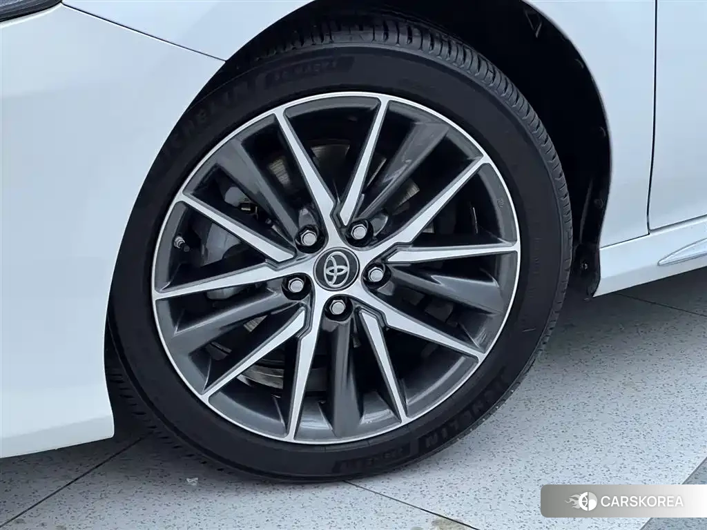 Toyota Camry id 4576313 из Китая 7
