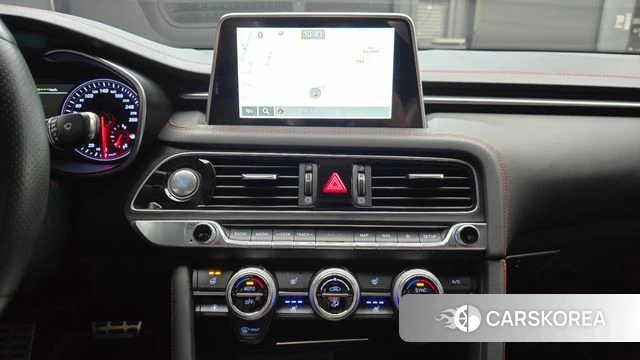 Genesis G70 id 3917055 из Кореи 7