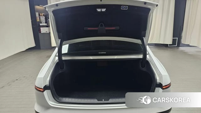 Hyundai Grandeur Hybrid (GN7) id 4682107 из Кореи 7