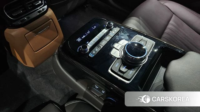 Genesis G90 id 4562406 из Кореи 7