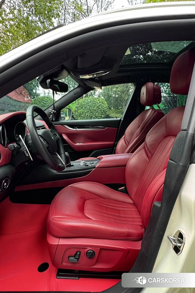Maserati Levante id 4241344 из Китая 7