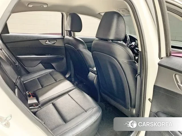 Kia Come New K3 id 3055646 из Кореи 7