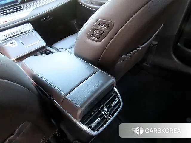 Hyundai The New Grandeur IG Hybrid id 3650249 из Кореи 7