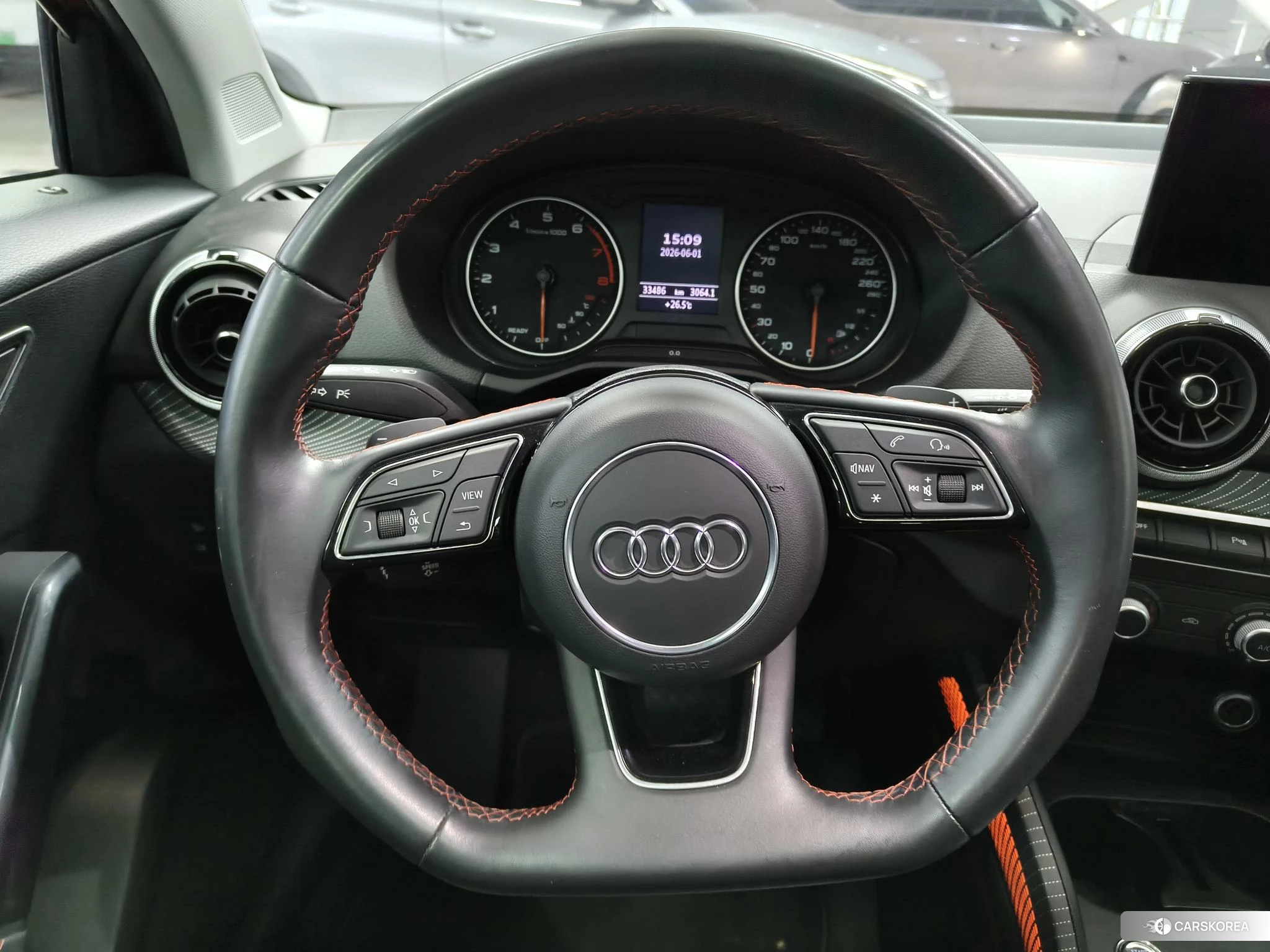 Audi Q2L id 4454181 из Китая 7