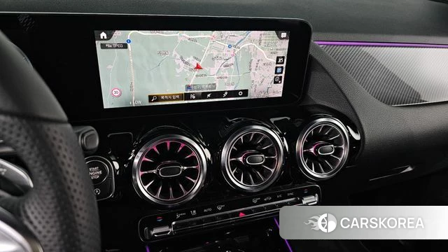 Mercedes-Benz GLA - Class H247 id 3811652 из Кореи 7