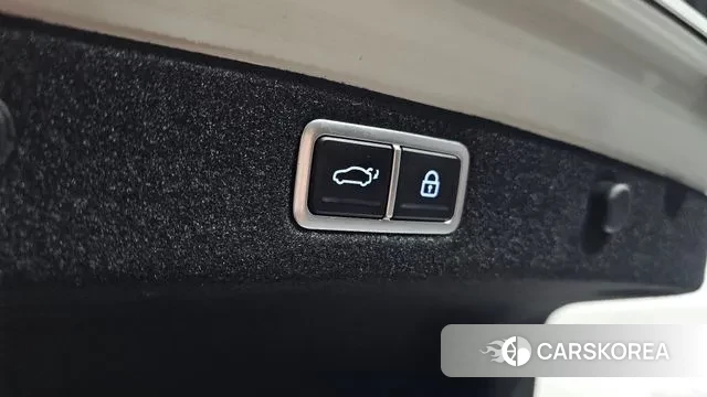 Hyundai Grandeur (GN7) id 3268015 из Кореи 7