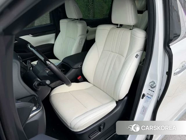 Lexus LM id 4307770 из Китая 7