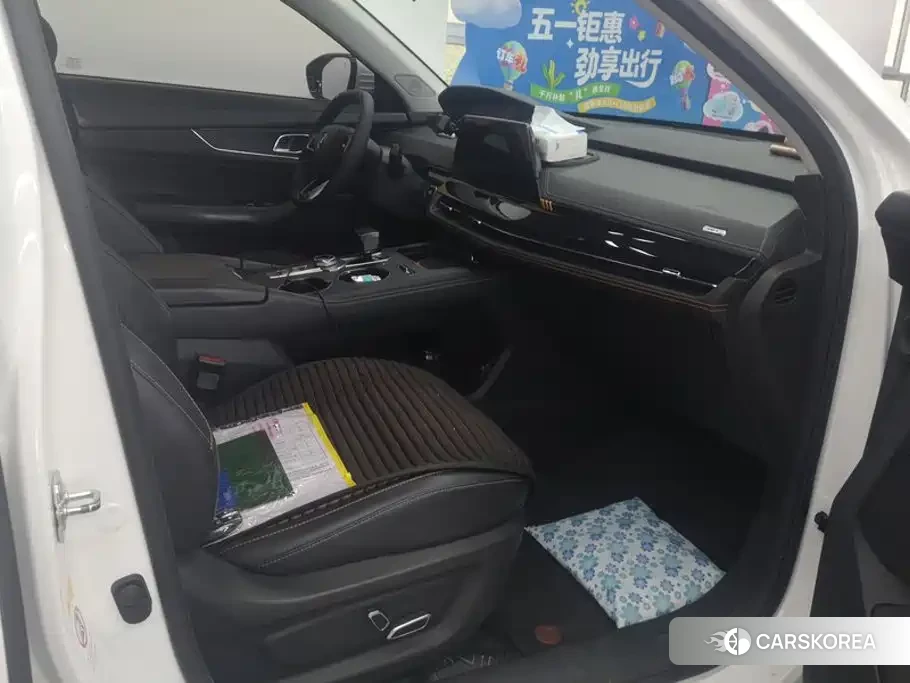 Chang'an UNI-K id 4654995 из Китая 7