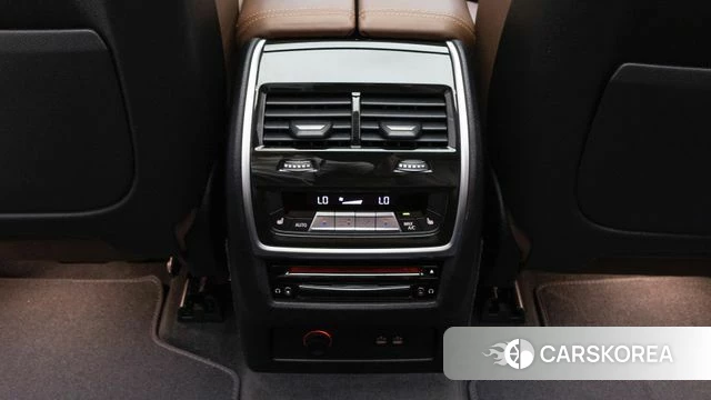 BMW X7 (G07) id 3910489 из Кореи 7