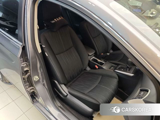 Nissan Xuan Yi id 4290844 из Китая 7