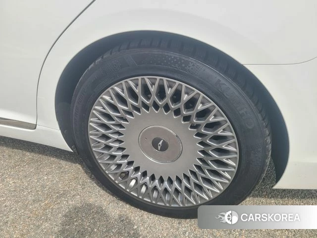 Genesis G90 id 4196752 из Кореи 7