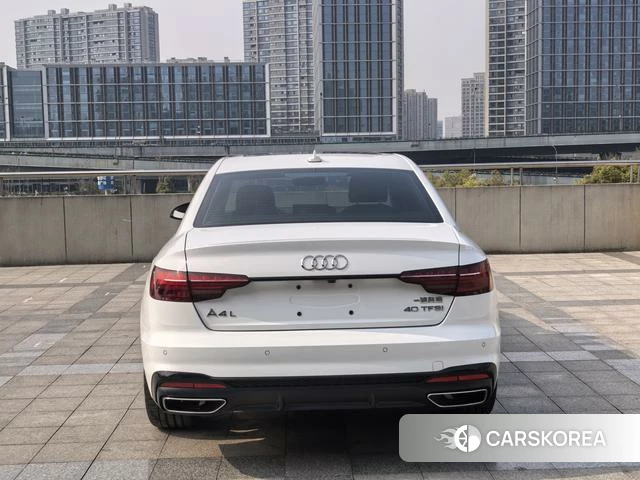 Audi A4L id 4275544 из Китая 7