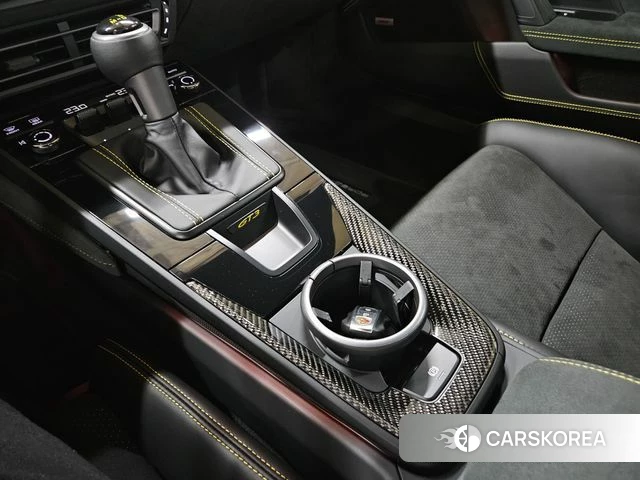 Porsche 911(992) id 4361250 из Кореи 7
