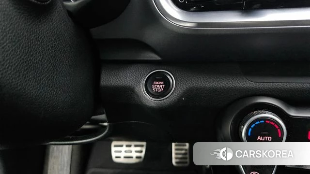 Kia Stonic id 4713363 из Кореи 7