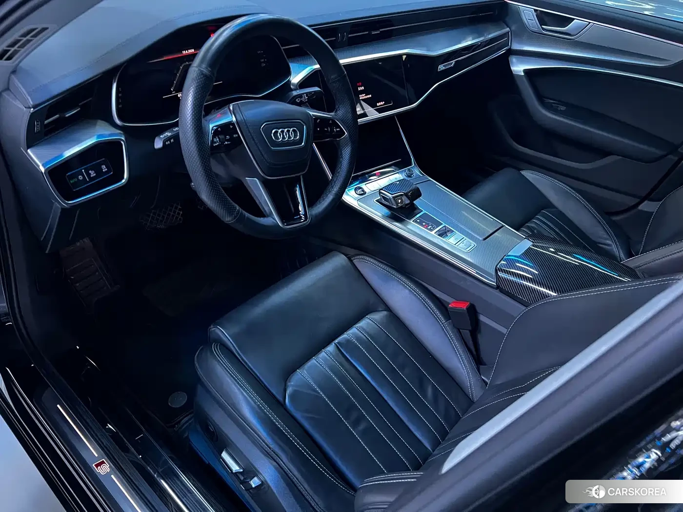 Audi A6L id 4547427 из Китая 7