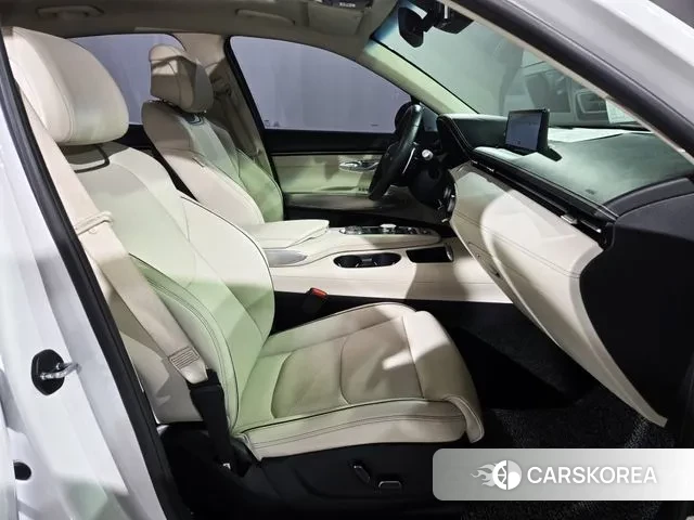 Genesis GV70 id 2964529 из Кореи 7