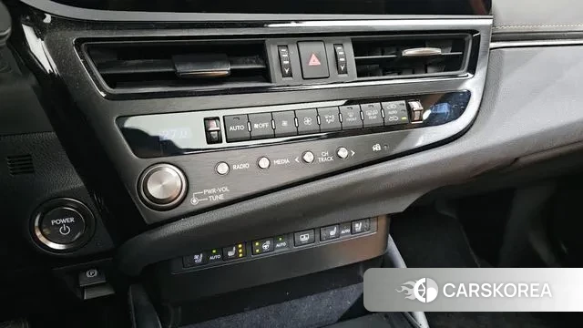 Lexus ES300h 7th generation id 3599559 из Кореи 7