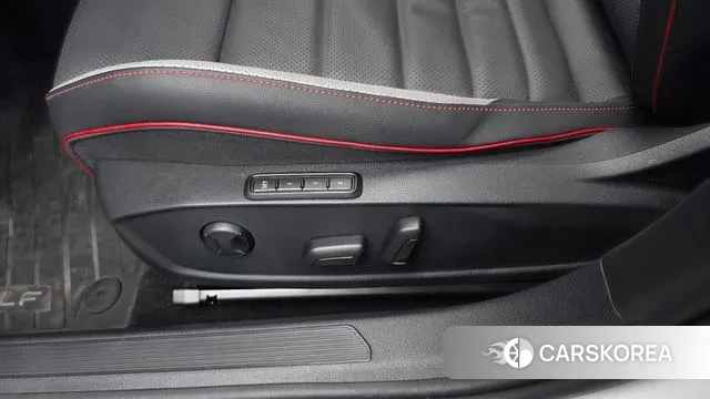 Volkswagen Golf 8th Generation id 3223487 из Кореи 7